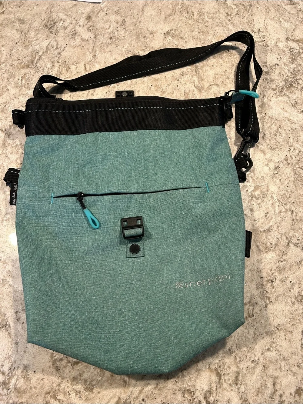 Sherpani Teal and Black Crossbody Messenger Bag